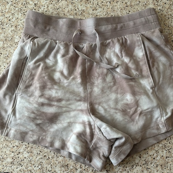 All In Motion Shorts - Picture 1 of 3